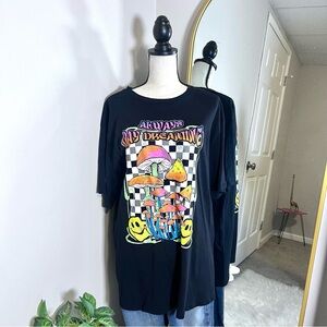 Black Mushroom Trippy Graphic Unisex T-Shirt